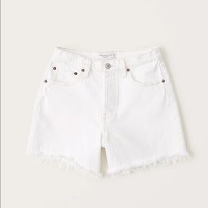 abercrombie curve love dad shorts in white